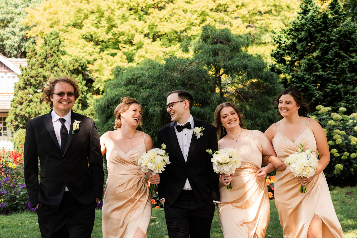 wedding party photo at stanley park